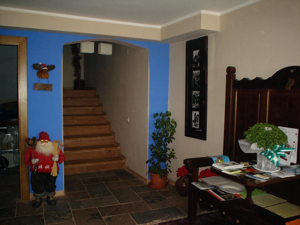 Apartamentos Turisticos Batlle Laspaules Exterior photo
